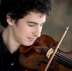 Portrait of violinist Itamar Zorman