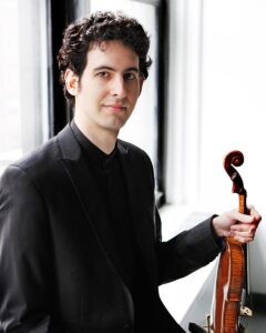 Portrait of violinist Itamar Zorman