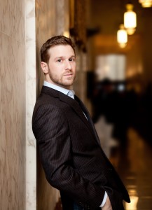 Portrait of baritone Jesse Blumberg