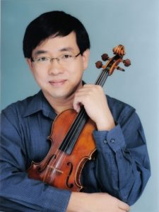 Portrait of violinist Ming-Feng Hsin